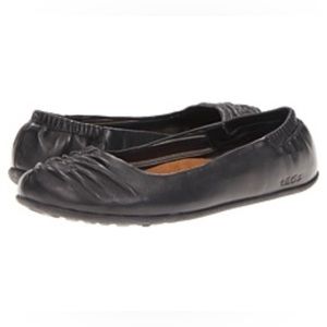 Taos Footwear black ballet “Repleat” flats, size 9